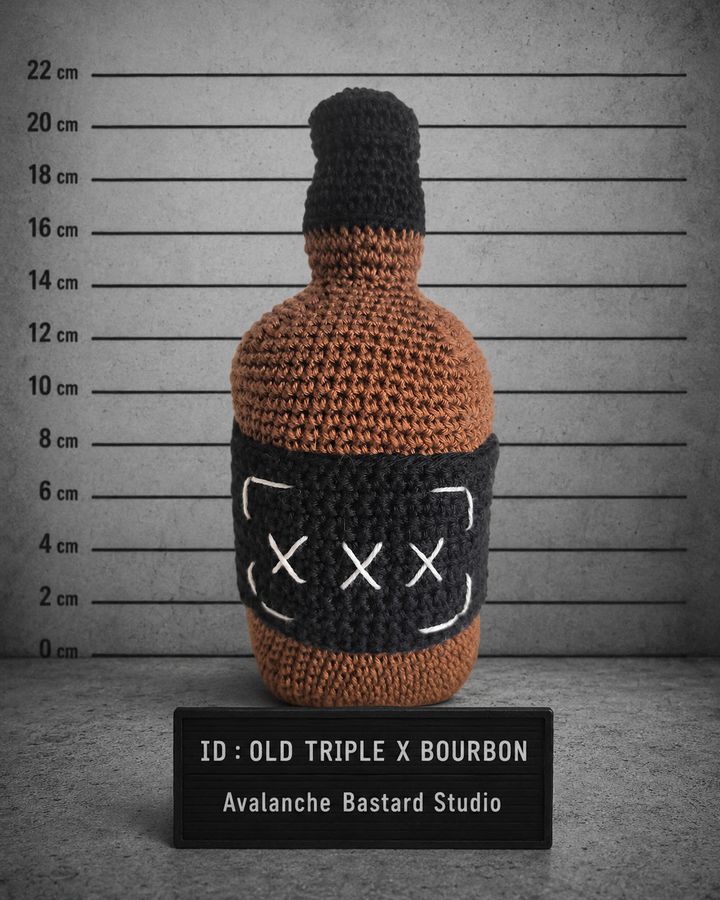 Old Triple X Bourbon, création au crochet faite main
